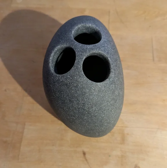 Toothbrush holder - Picture 2 of 8